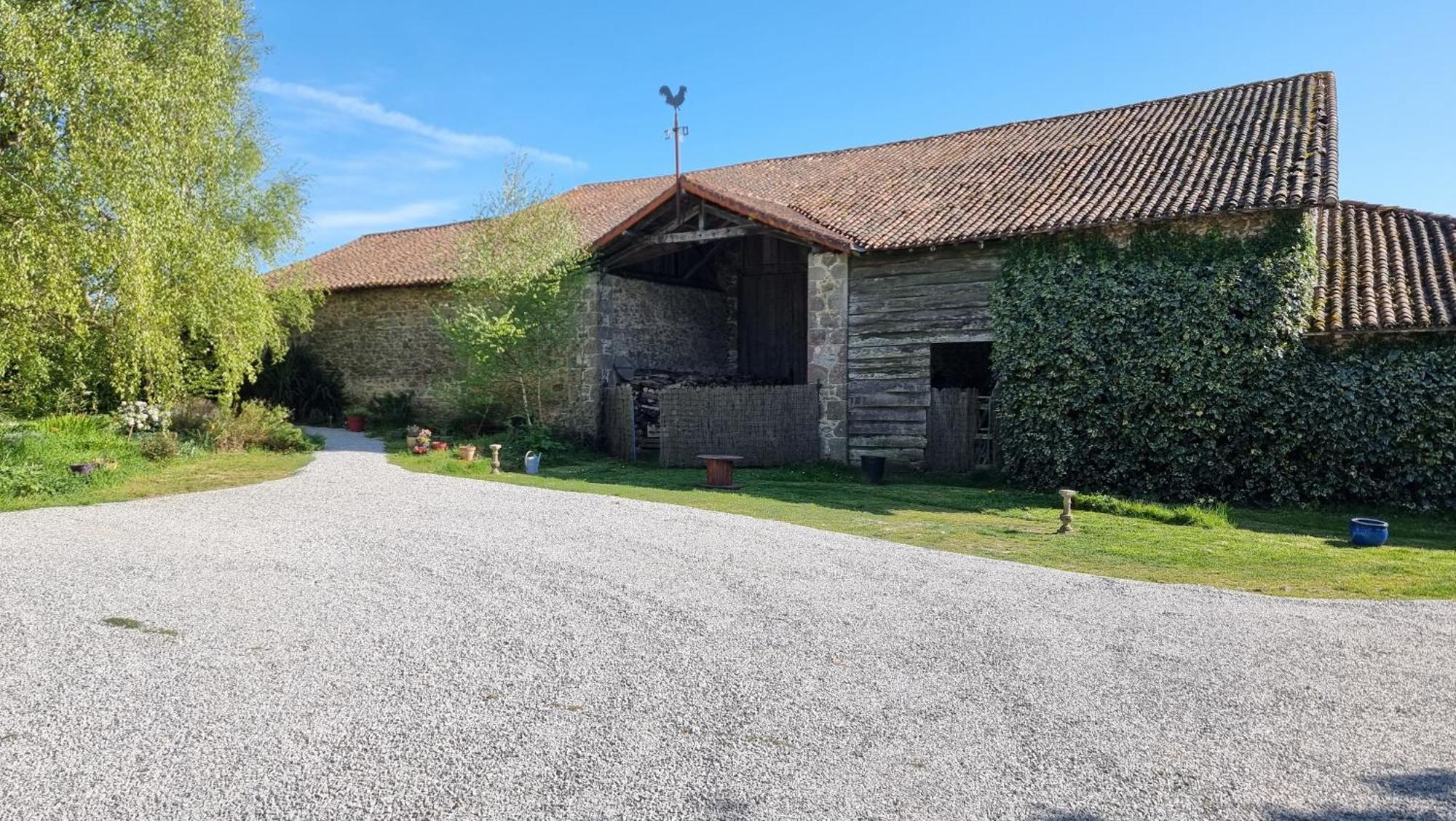 Chambres Et Gite Dans Un Lieu Calme Et Champetre Gourge Les Grippeaux Proche Parthenay Exteriér fotografie